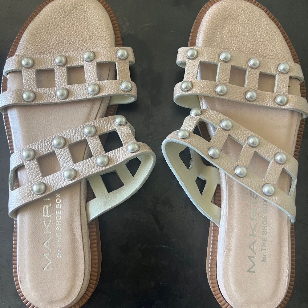 Pearl studded, designer leather, handmade sandals: size 8